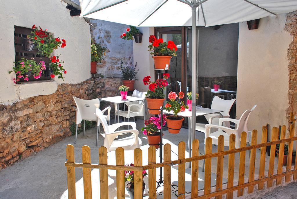 Hostal-Bar Restaurante "La Fuente" Rabé de las Calzadas Zewnętrze zdjęcie