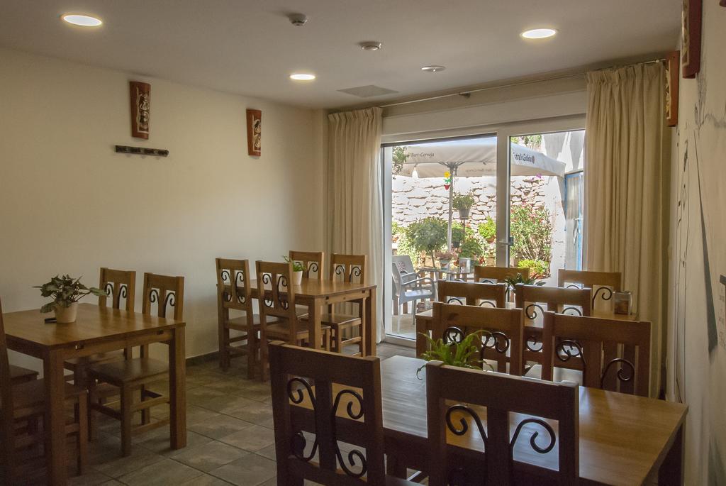 Hostal-Bar Restaurante "La Fuente" Rabé de las Calzadas Zewnętrze zdjęcie