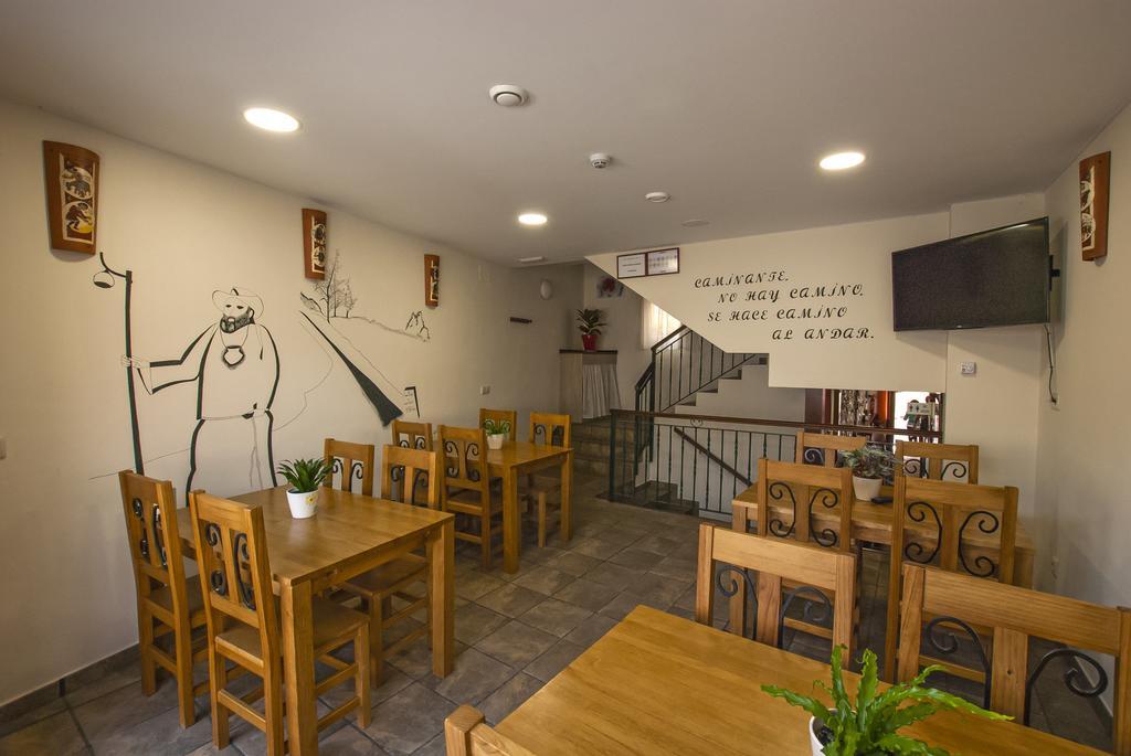 Hostal-Bar Restaurante "La Fuente" Rabé de las Calzadas Zewnętrze zdjęcie